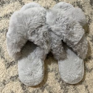Grey fuzzy slippers
